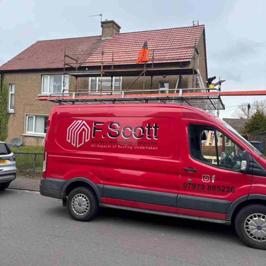 Roofer Dundee