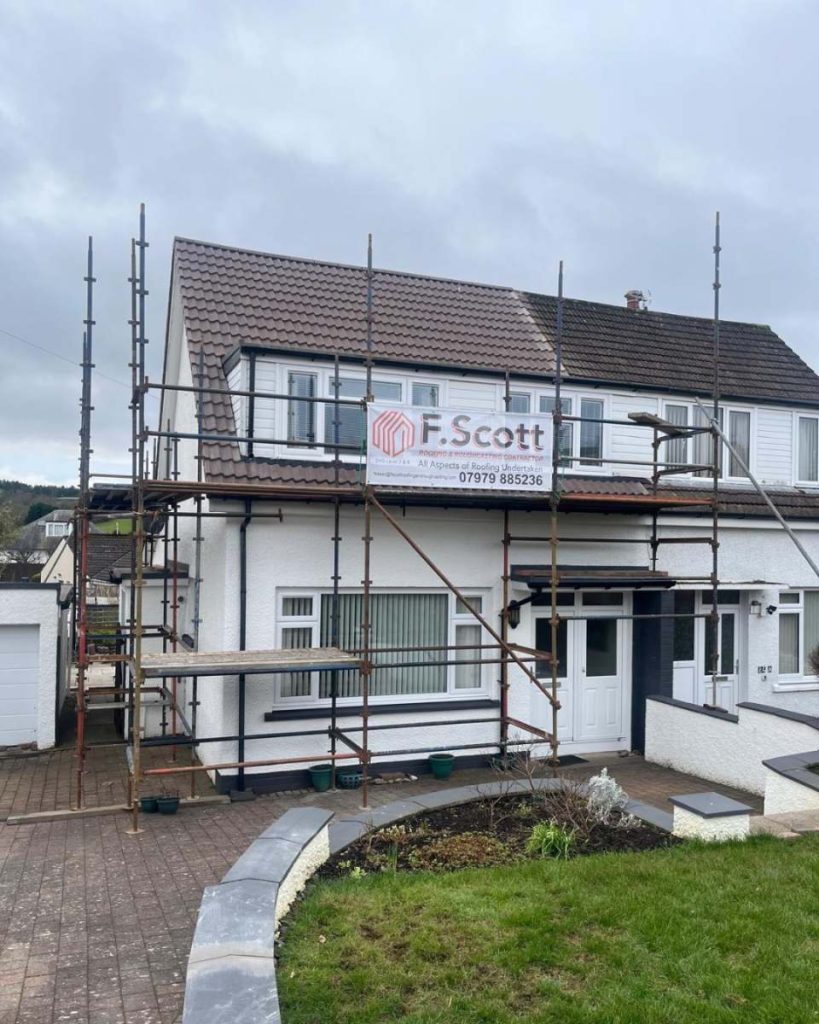 Roofer Dundee